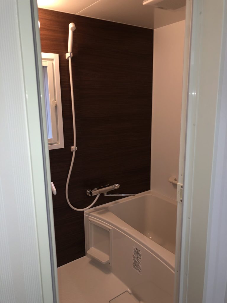 ユニットバスをキレイで癒やしの空間へ